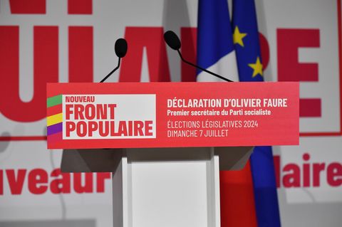Das Linksbündnis "Nouveau Front Populaire" hat die Parlamentswahlen gewonnen. Wer den zukünftigen Premierminister stellen wird, ist allerdings noch unklar 