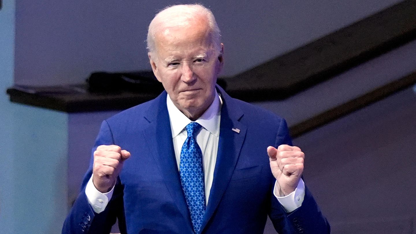 US-Präsident unter Druck: Parkinson-Experte im Weißen Haus: Neuer Wirbel um Joe Biden