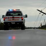 Bei Palacios hat "Beryl" diese Stromleitungen umgerissen. Mehr als 2,3 Millionen Haushalte hatten in der Nacht zu Dienstag (Ortszeit) weiterhin keinen Strom, wie aus Daten der Seite poweroutage.us hervorging