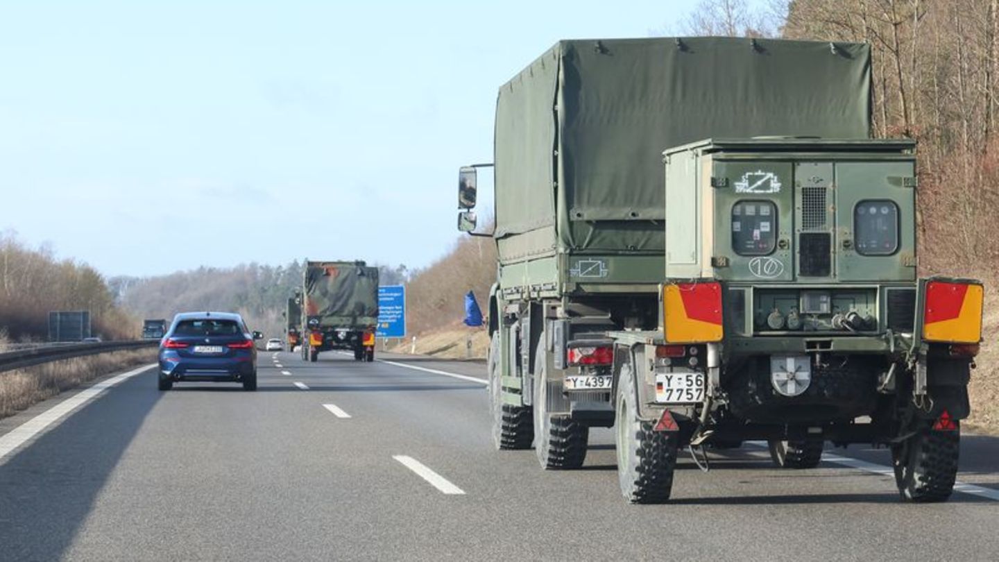 Übung: Bundeswehr-Konvoi fährt quer durch Bayern
