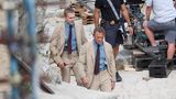 Daniel Craig mit seinem Stunt-Double am Set des neuen James Bond-Films "Keine Zeit zu sterben" in Matera, Italien
