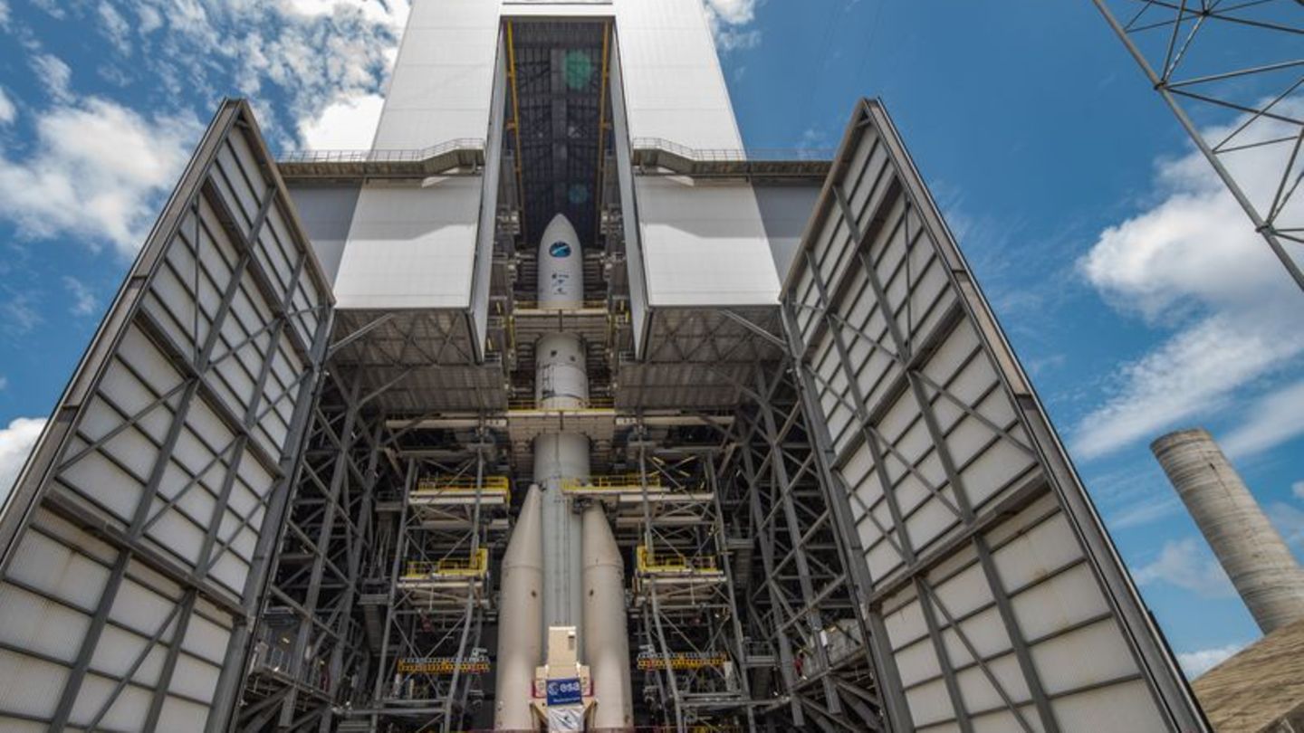 Raumfahrt: Neue europäische Trägerrakete Ariane 6 gestartet