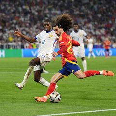 Marc Cucurella im Spiel Spanien Frankreich