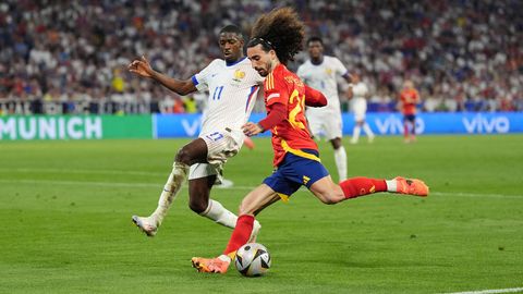 Marc Cucurella im Spiel Spanien Frankreich