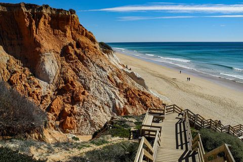 Praia da Falésia