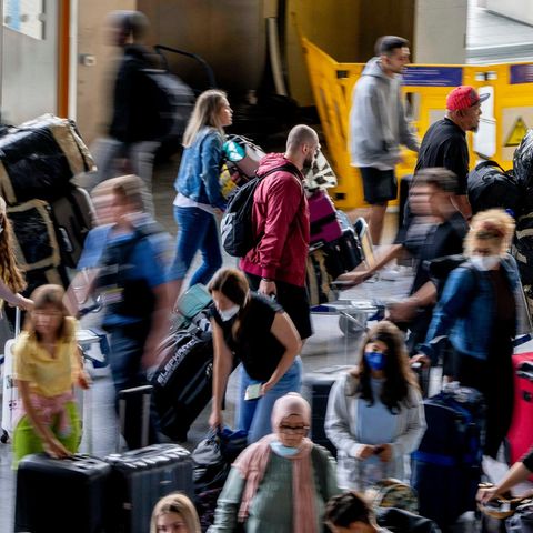 Gedränge am Flughafen