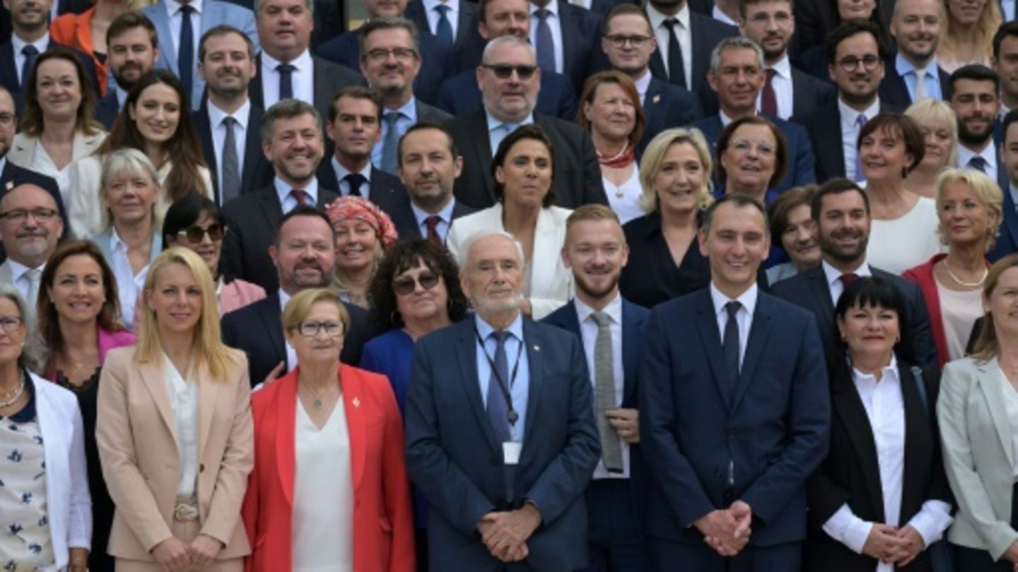 Macron wirbt für Parlamentsmehrheit 
