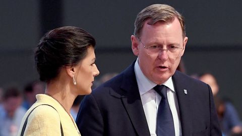 Damals Parteigenossen, heute politische Gegner: Sahra Wagenknecht und Bodo Ramelow im Jahr 2018