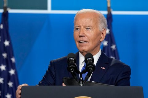 NATO-Gipfel: Joe Biden stellt Selenskyj als "Präsident Putin" vor