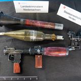 Eine Panzerfaustattrappe vom Modell RPG 7