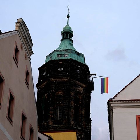 Flagge an der Pirnaer Marienkirche