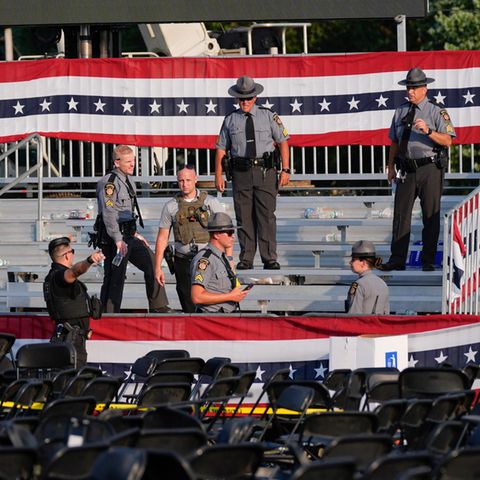 Nach den Schüssen: Polizisten laufen über das Wahlkampfgelände in Pennsylvania