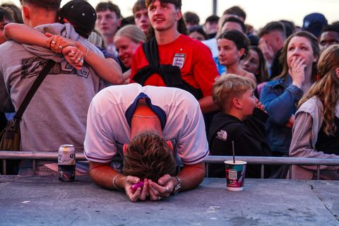 Englischer Fan trauert