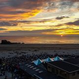 Luftbild vom Strand in Perranporth, Cornwall