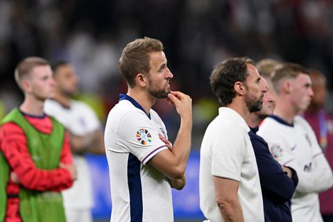 England: Angreifer Harry Kane (l.) und Nationaltrainer Gareth Southgate