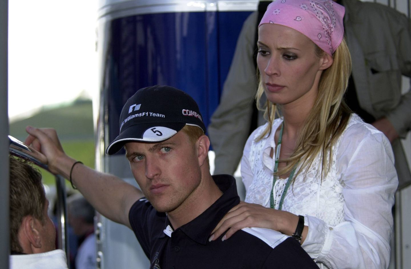 50. Geburtstag: Zu diesem Zeitpunkt sollen Cora und Ralf Schumacher schon jahrelang getrennt gewesen sein, bis 2009 habe die Beziehung gehalten. Ihr gemeinsamer Sohn sagte vergangenes Jahr in einem Interview über die Trennung: "Zu dem Zeitpunkt gab es oft Spannungen zu Hause, und ich dachte schon damals, dass die Trennung eine gute Entscheidung war. Ich habe mich damit abgefunden." Beide Elternteile hätten getrennt glücklicher gewirkt. Zu diesem Zeitpunkt sollen Cora und Ralf Schumacher schon jahrelang getrennt gewesen sein, bis 2009 habe die Beziehung gehalten. Ihr gemeinsamer Sohn sagte vergangenes Jahr in einem Interview über die Trennung: "Zu dem Zeitpunkt gab es oft Spannungen zu Hause, und ich dachte schon damals, dass die Trennung eine gute Entscheidung war. Ich habe mich damit abgefunden." Beide Elternteile hätten getrennt glücklicher gewirkt.