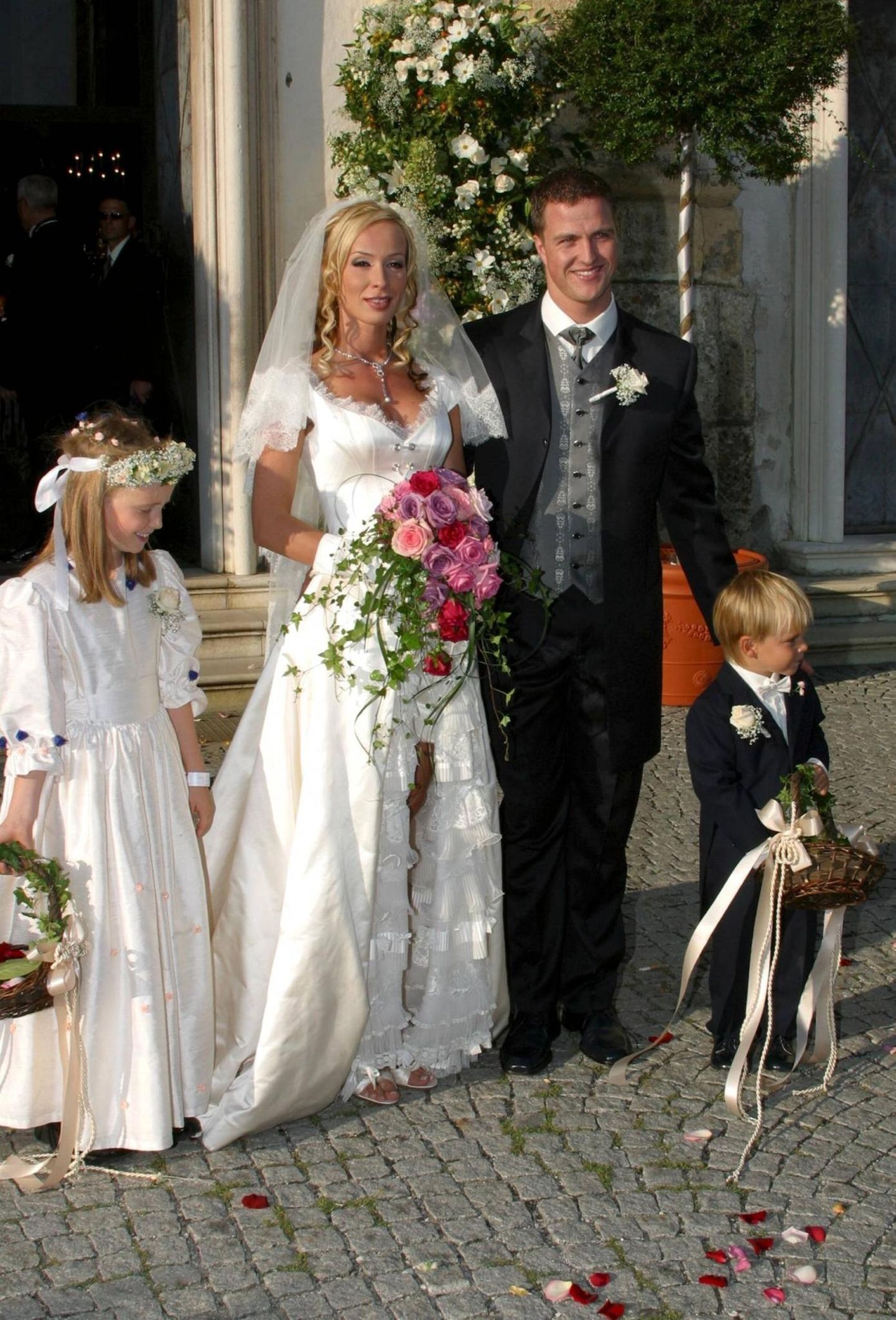 2001 fand die Hochzeit von Cora und Ralf Schumacher in Salzburg statt. Wenig später kam der gemeinsame Sohn David zur Welt.