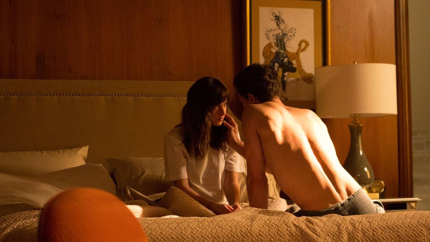 Dakota Johnson im Erotik-Thriller "50 Shades Of Grey"