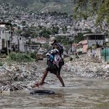 Unter der Bandengewalt und politischen Instabilität ist die grundlegende Infrastruktur zusammengebrochen. So gibt es in Haiti keine funktionierende Müllentsorgung – Abfall landet einfach auf den Straßen