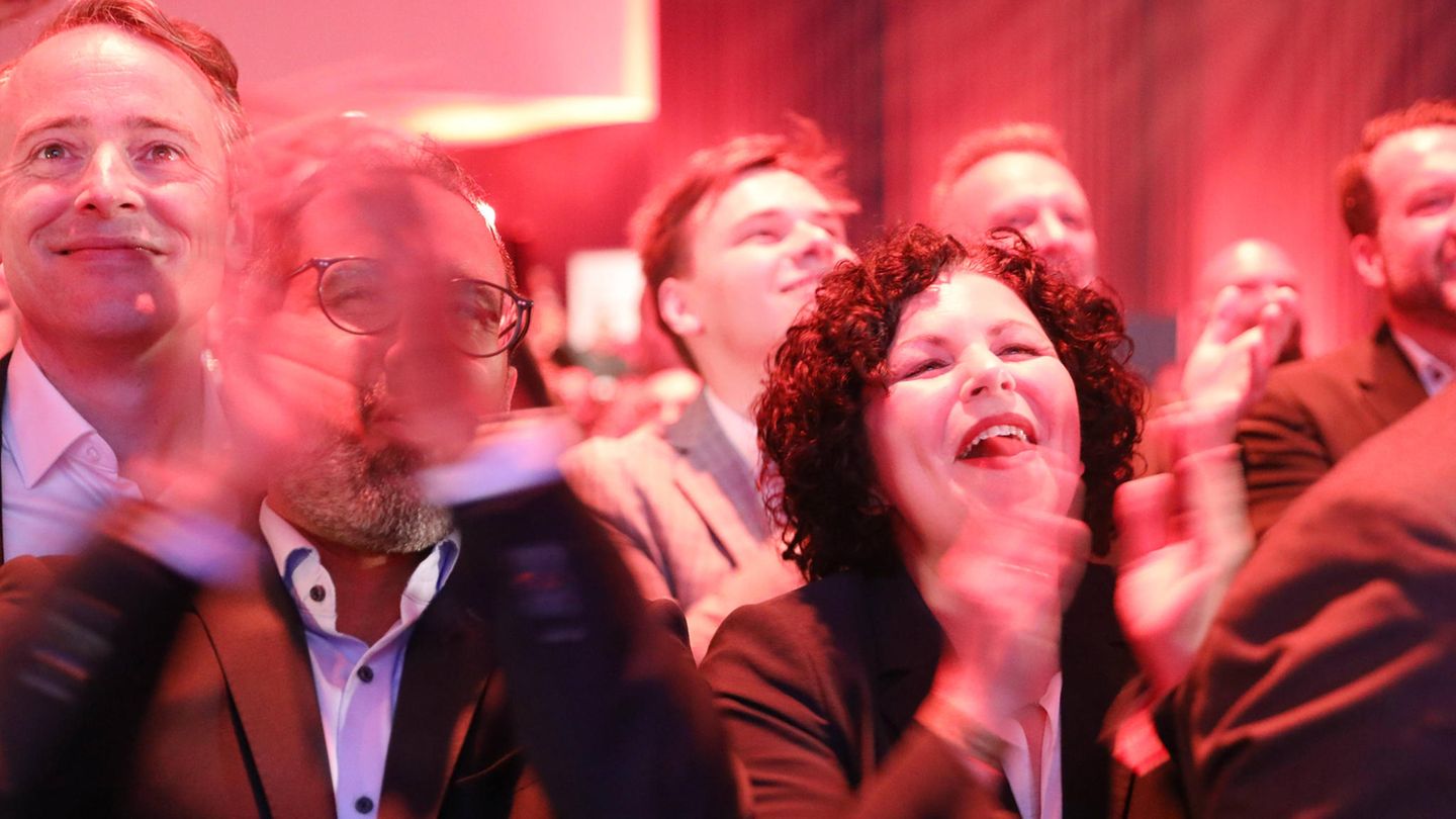 Die erste Bewährungsprobe BSW-Abgeordnete jubeln nach dem Europawahl-Ergebnis
