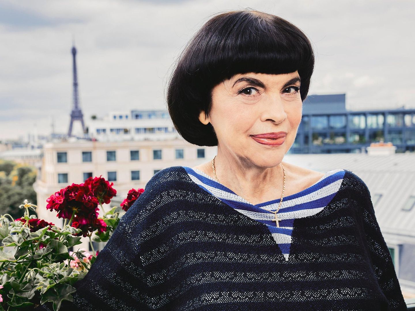 Mireille Mathieu: "Wenn ich deutsch sang, flogen mir die Herzen zu" |  STERN.de