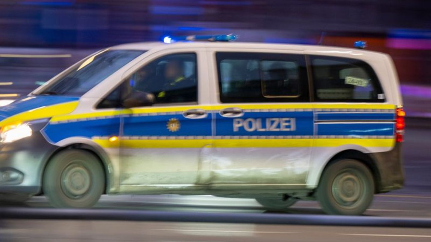 Kriminalität: Frau in Tempelhof attackiert - Staatsschutz ermittelt