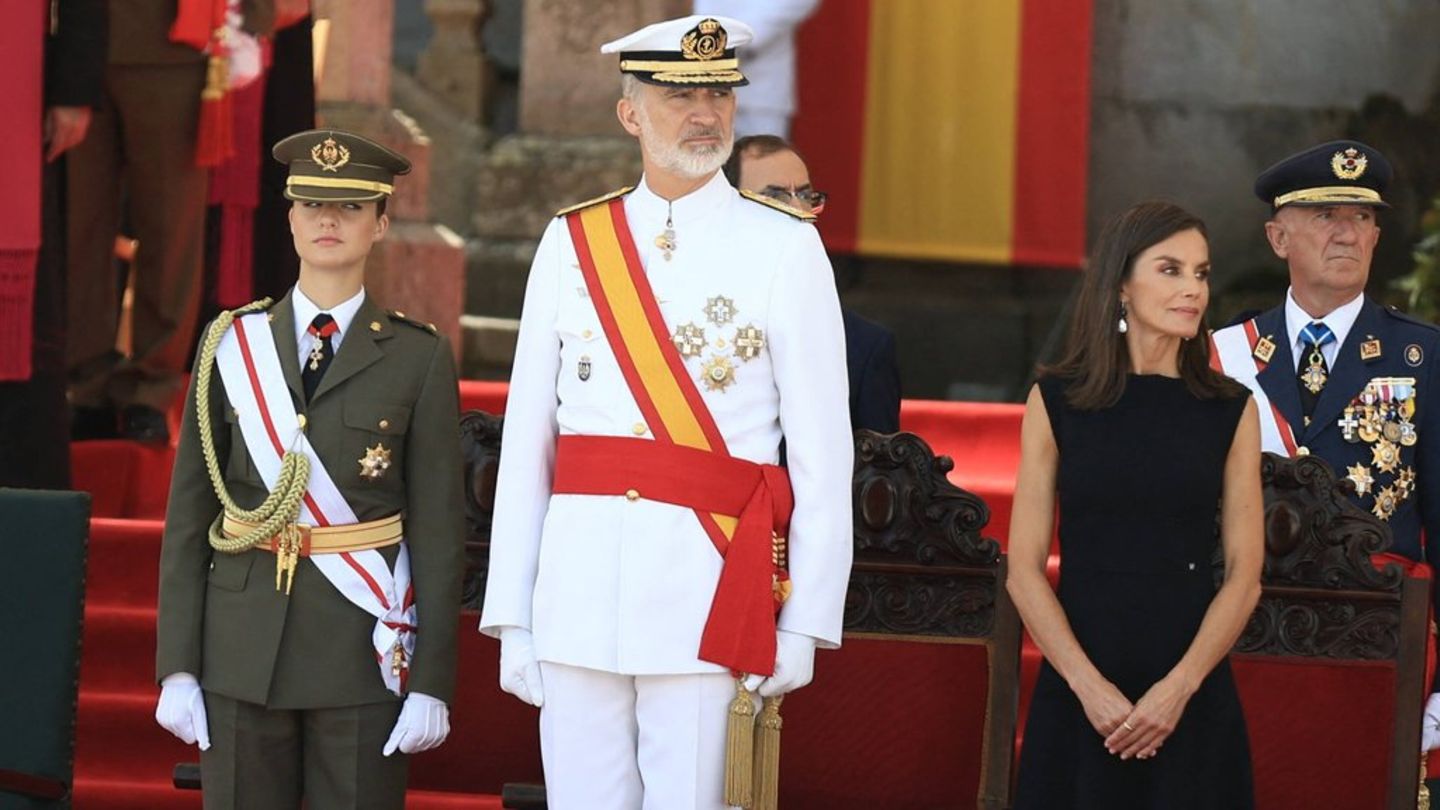 König Felipe VI. von Spanien: Familienausflug auf seinen Marinestützpunkt
