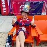 Robin Hans, 59, ist aus Illinois angereist. Ihre Bewunderung für den Ex-Präsidenten kennt keine Grenzen. Trump habe seine Karriere, seine Golfclubs und Ferienhäuser aufgegeben, um sich in den Dienst des Landes zu stellen, sagt sie. "Wenn das Attentat etwas geändert hat, dann, dass wir ihn noch mehr lieben."