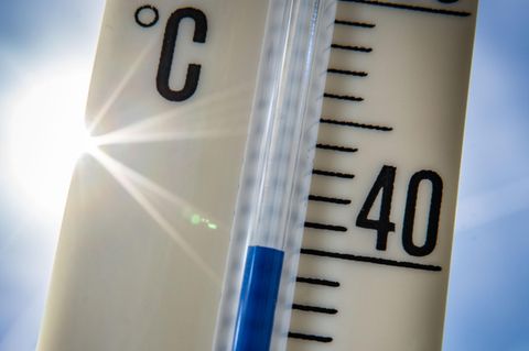 Sehnsucht nach Sonne? Wann der Sommer zurückkehrt und was uns in den kommenden Tagen wettertechnisch erwartet, sehen Sie im Video.