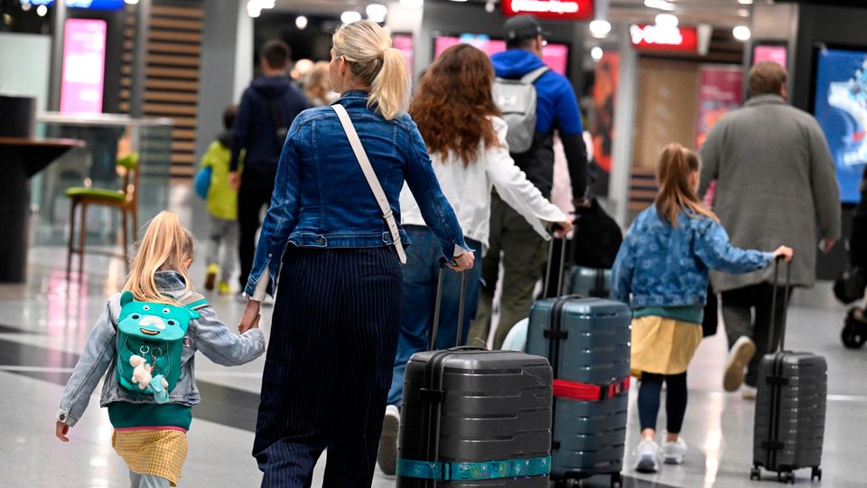 Sechs Wochen nach FTI-Pleite: Was Pauschalreisende und Einzelbucher wissen müssen