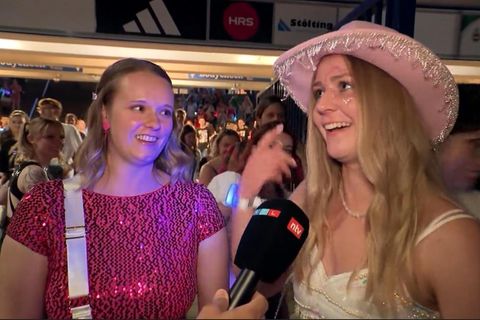 Fans zeigen sich begeistert von Taylor Swifts Auftritt in Gelsenkirchen