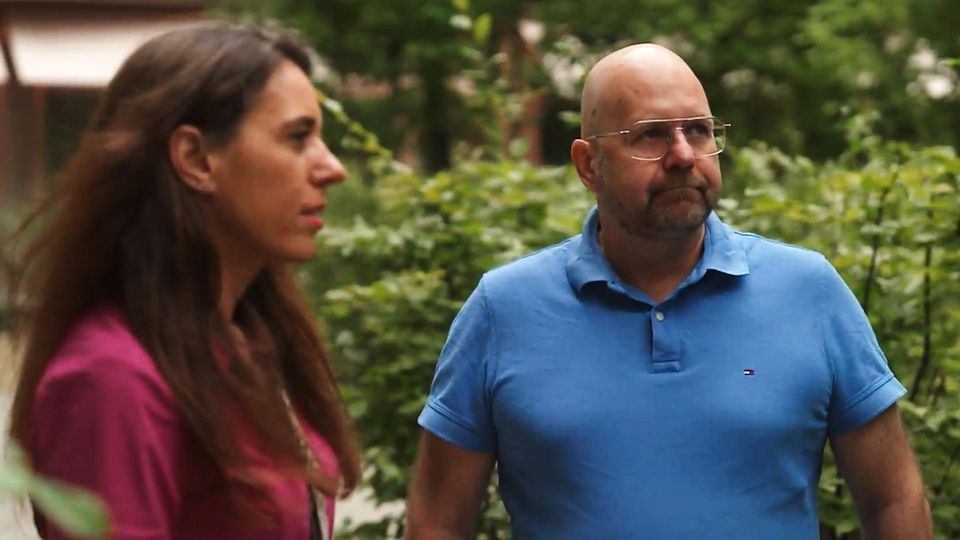 Abzocke: Mietwucher in Berlin: Reporter konfrontieren Vermieter bei Wohnungsbesichtigung