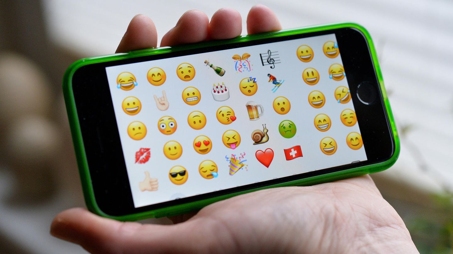 Nutzung wird immer häufiger: Emojis im Job benutzen – Ja oder nein?
