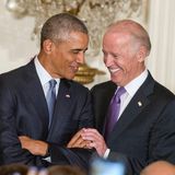 Noch bis vor Kurzem stand Ex-Präsident Barack Obama klar an der Seite seines früheren Vizes. Doch mittlerweile zweifelt er zunehmend an einem Wahlsieg. Laut der "Washington Post" ist er nicht länger davon überzeugt, dass Joe Biden noch der richtige Kandidat für die Präsidentschaft ist