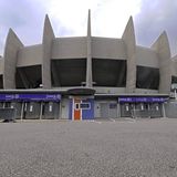 Sportarten: Fußball (neben Paris wird in Nizza, Bordeaux, Marseille, Lyon, Nantes und Saint-Etienne gespielt)