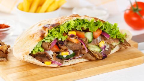 Türkei fordert besonderen Schutz für den Döner – wird er nun teurer?