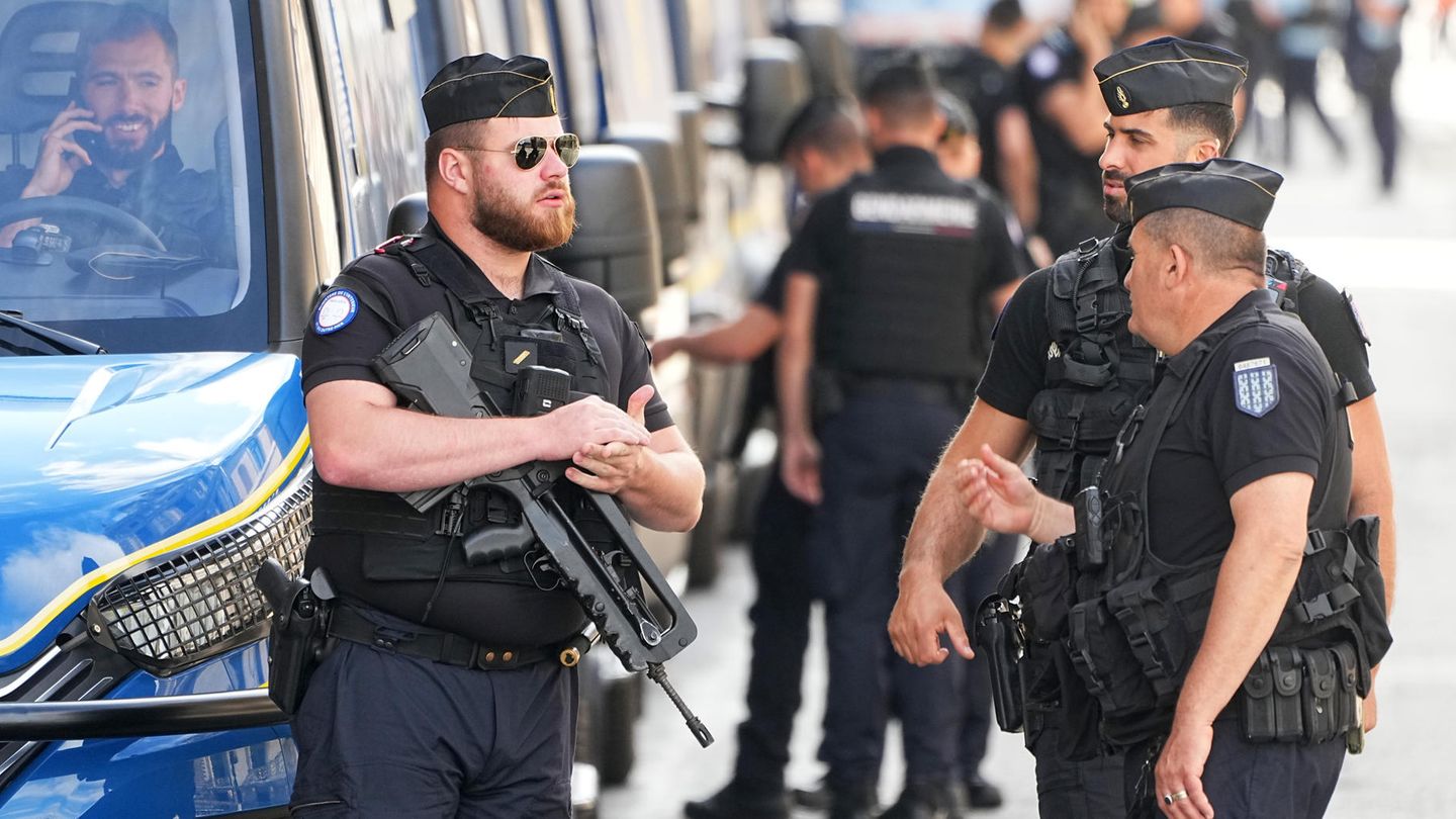Security in Paris: The city resembles a fortress at the Olympics
