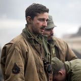 Shia LaBeouf: "Herz aus Stahl", 2014  In David Ayers Film "Herz aus Stahl" spielt Shia LaBeouf den amerikanischen Panzerschützen Boyd "Bibel" Swan, der mit seinen Kameraden im Zweiten Weltkrieg gegen die Wehrmacht kämpft. Nur wenige bereiteten sich intensiver auf ihre Rolle vor als LaBeouf auf dieses Weltkriegsdrama: So fügte er sich mit einem Messer Schnittwunden im Gesicht zu, die er immer wieder aufritzte. Während des gesamten Drehs wusch er sich nicht mehr und ließ sich sogar einen Zahn ziehen, um seine Darstellung noch realistischer zu gestalten.