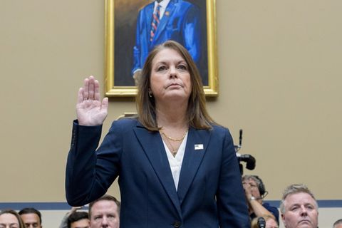 Kimberly Cheatle ist die Direktorin des Secret Service und sagt vor dem Kongress aus