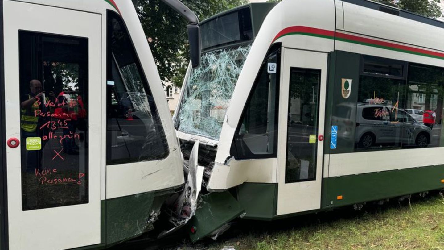 Straßenbahn-Unfall: Ermittlungen nach Trambahn-Unfall gegen Fahrer laufen weiter