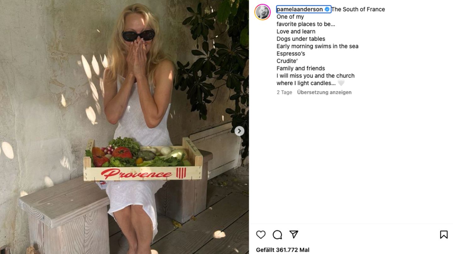 Stars im Urlaub: Pamela Anderson Stars im Urlaub: Pamela Anderson