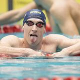 Lukas Märtens hat bei den Deutschen Meisterschaften zuletzt den Weltrekord über 400 Meter Freistil knapp verpasst. Am Ende stand die drittschnellste Zeit, die jemals über die Distanz geschwommen wurde. Dann muss er halt in Paris den Rekord brechen – und die Goldmedaille gewinnen. Er gehört auf jeden Fall zu den Favoriten