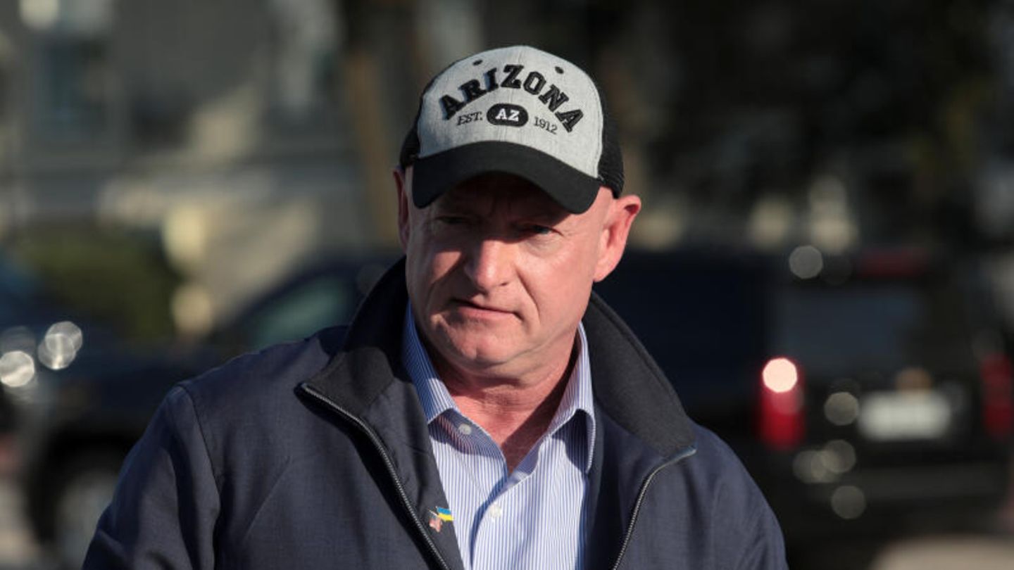 Mark Kelly