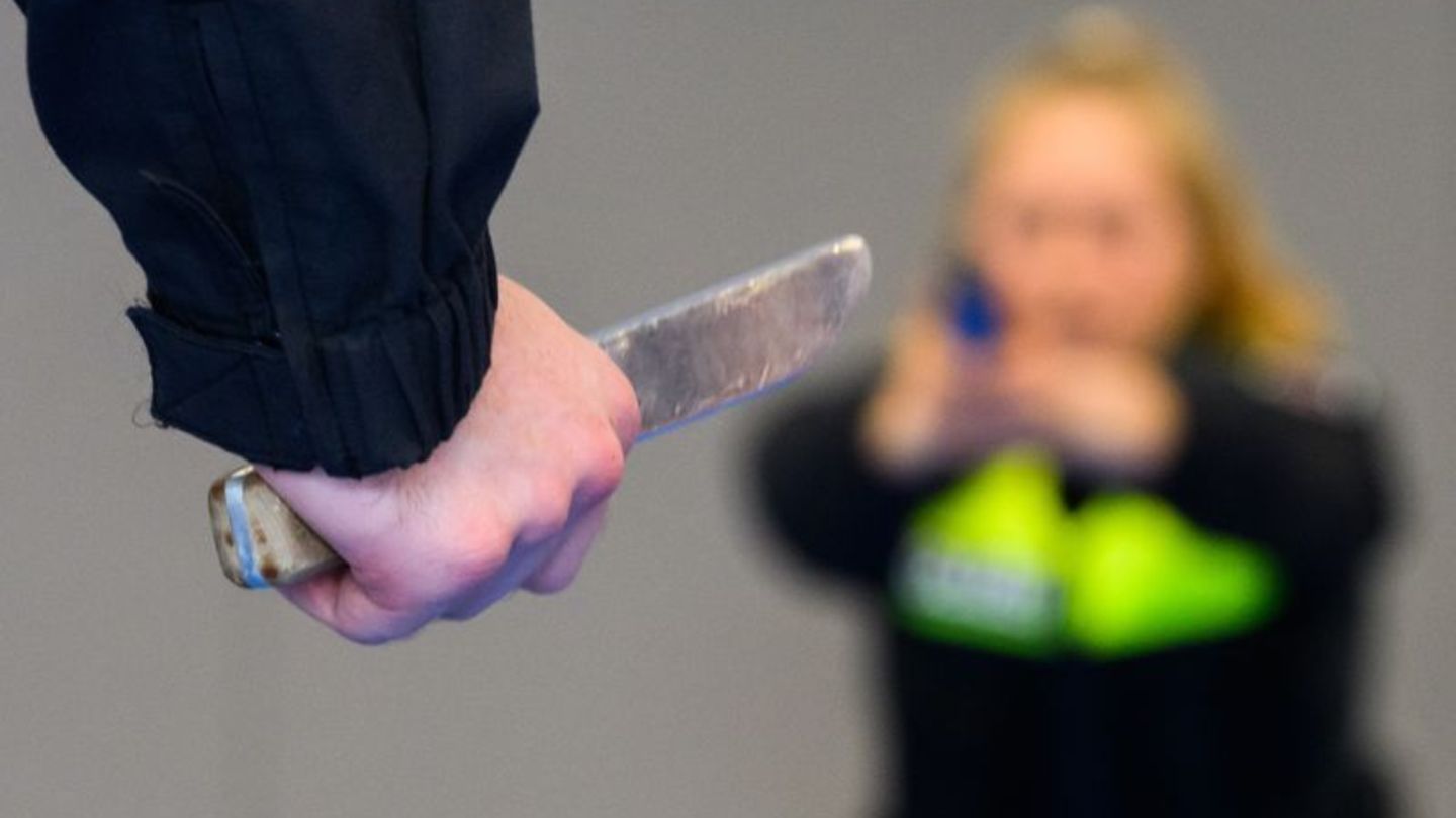 Kriminalität: Innenministerin für Verbot von Messern im Nahverkehr