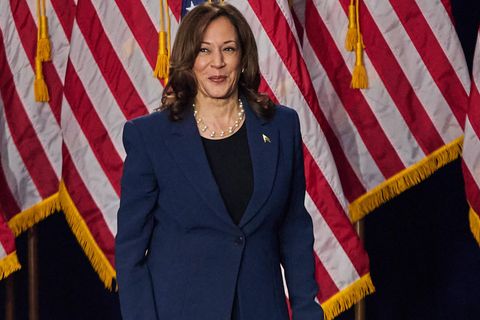 Kamala Harris liegt in Umfrage vor Trump