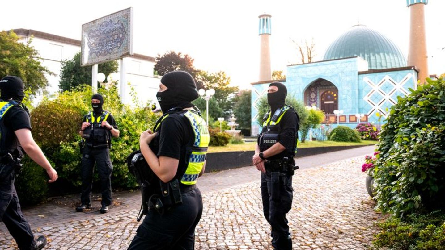 Extremistischer Moscheeverein: IZH-Verbot - Razzien in Niedersachsen und Bremen