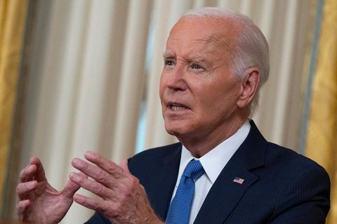 US-Präsident Joe Biden spricht im Oval Office des Weißen Hauses in Washington
