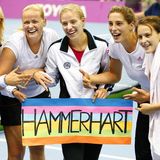 Bereits im Jahr 2001 zeigte Angelique Kerber ihr Talent, indem sie einen deutschen Meistertitel in der Jugendklasse errang und sich einen Platz in der Jugend-Weltrangliste sicherte. Zusätzlich holte sie sich den Sieg bei der polnischen U14-Meisterschaft. Ein Jahr später krönte sie sich erneut zur Deutschen Meisterin, wurde Vizeeuropameisterin und wurde in den Förderkader des Deutschen Tennis Bundes (DTB) aufgenommen.