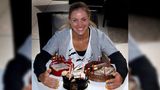 Von 2011 bis 2015 spielte Kerber in allen großen Tennisturnieren der Welt. 2012 gelang ihr der bisher größte Erfolg: bei den Open GDF Suez in Paris der erste Titelgewinn auf der WTA Tour. In den anderen großen Turnieren wie Wimbledon, den French und Australian Open trat sie wiederholt an, unterlag ab immer wieder auch stärkeren Gegnerinnen. Dabei rückte sie in der Weltrangliste aber immer weiter nach oben und beendete die Saison 2015 mit Rang 9.