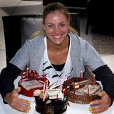 Von 2011 bis 2015 spielte Kerber in allen großen Tennisturnieren der Welt. 2012 gelang ihr der bisher größte Erfolg: bei den Open GDF Suez in Paris der erste Titelgewinn auf der WTA Tour. In den anderen großen Turnieren wie Wimbledon, den French und Australian Open trat sie wiederholt an, unterlag ab immer wieder auch stärkeren Gegnerinnen. Dabei rückte sie in der Weltrangliste aber immer weiter nach oben und beendete die Saison 2015 mit Rang 9.